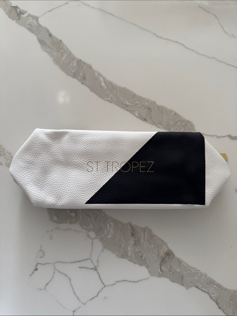 🌸5/$25🌸 St. Tropez makeup bag